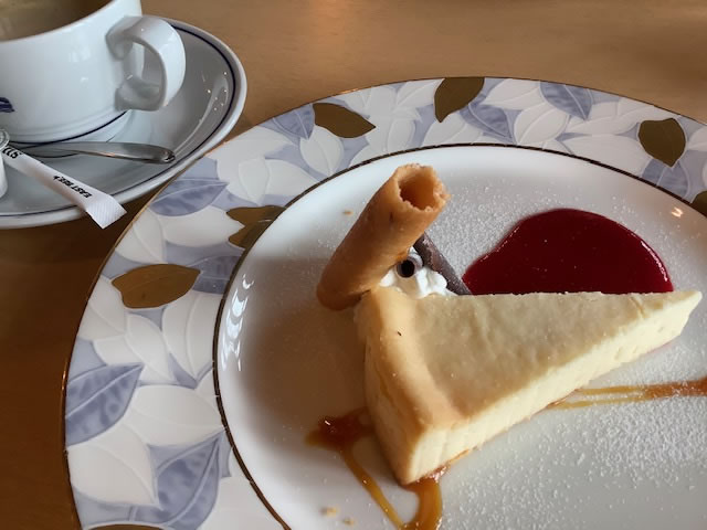 チーズケーキ